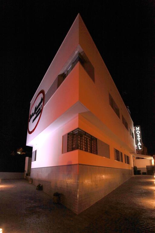 Hostal Dona Manuela Malaga Luaran gambar